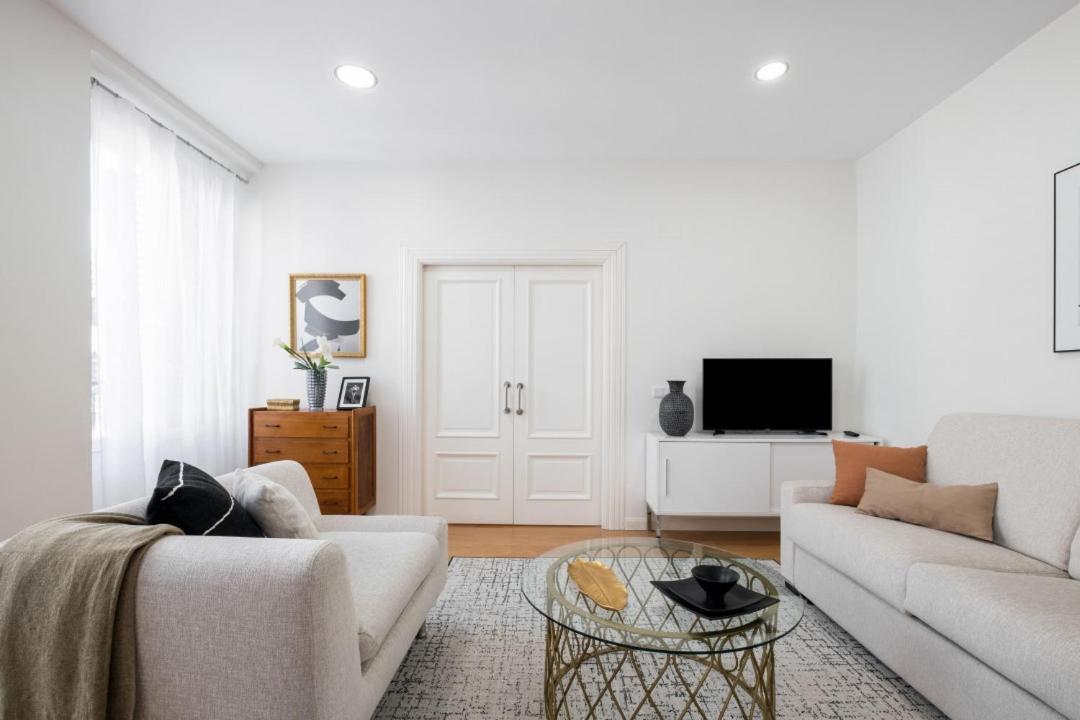 1 Bedroom 1 Bathroom Furnished - Sol - Bright Refurbished - Mintystay Мадрид Экстерьер фото