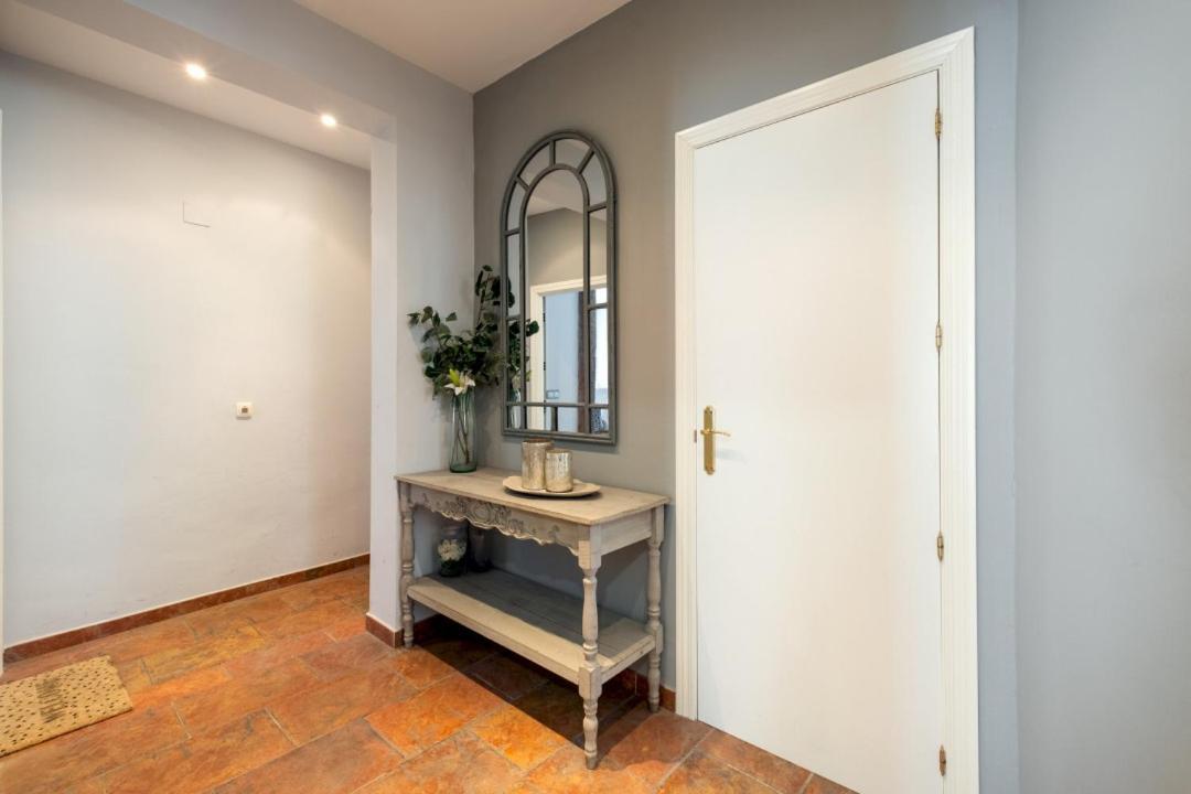 1 Bedroom 1 Bathroom Furnished - Sol - Bright Refurbished - Mintystay Мадрид Экстерьер фото