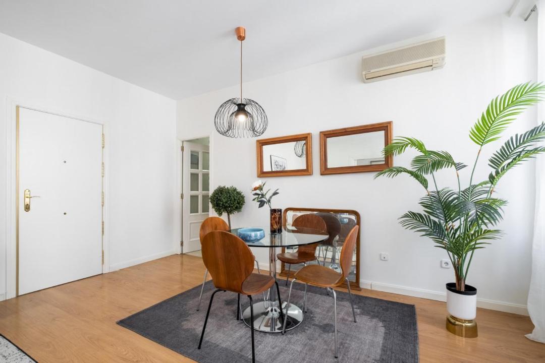 1 Bedroom 1 Bathroom Furnished - Sol - Bright Refurbished - Mintystay Мадрид Экстерьер фото