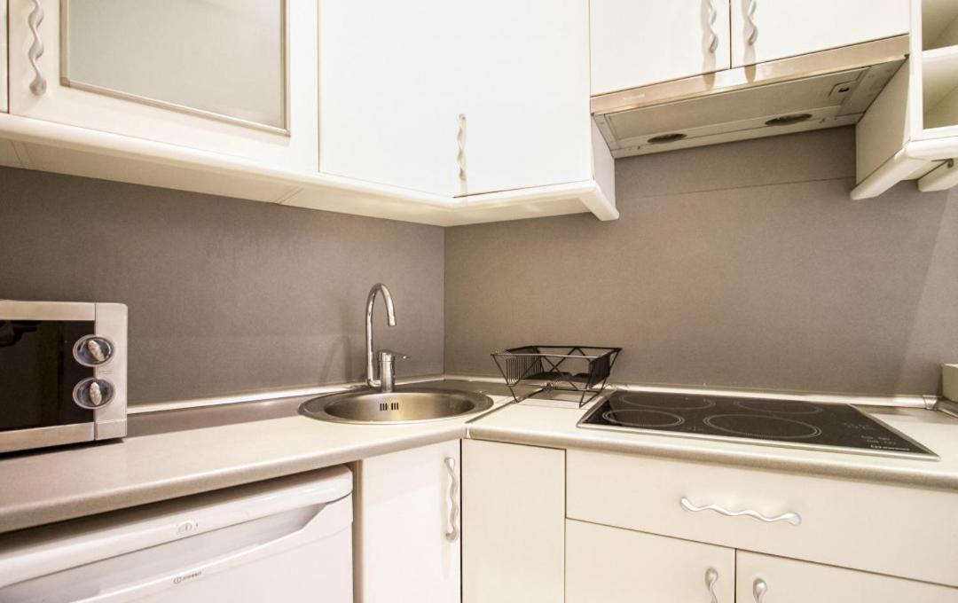 1 Bedroom 1 Bathroom Furnished - Sol - Bright Refurbished - Mintystay Мадрид Экстерьер фото
