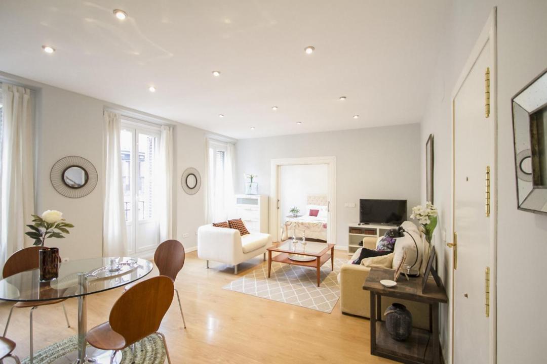 1 Bedroom 1 Bathroom Furnished - Sol - Bright Refurbished - Mintystay Мадрид Экстерьер фото