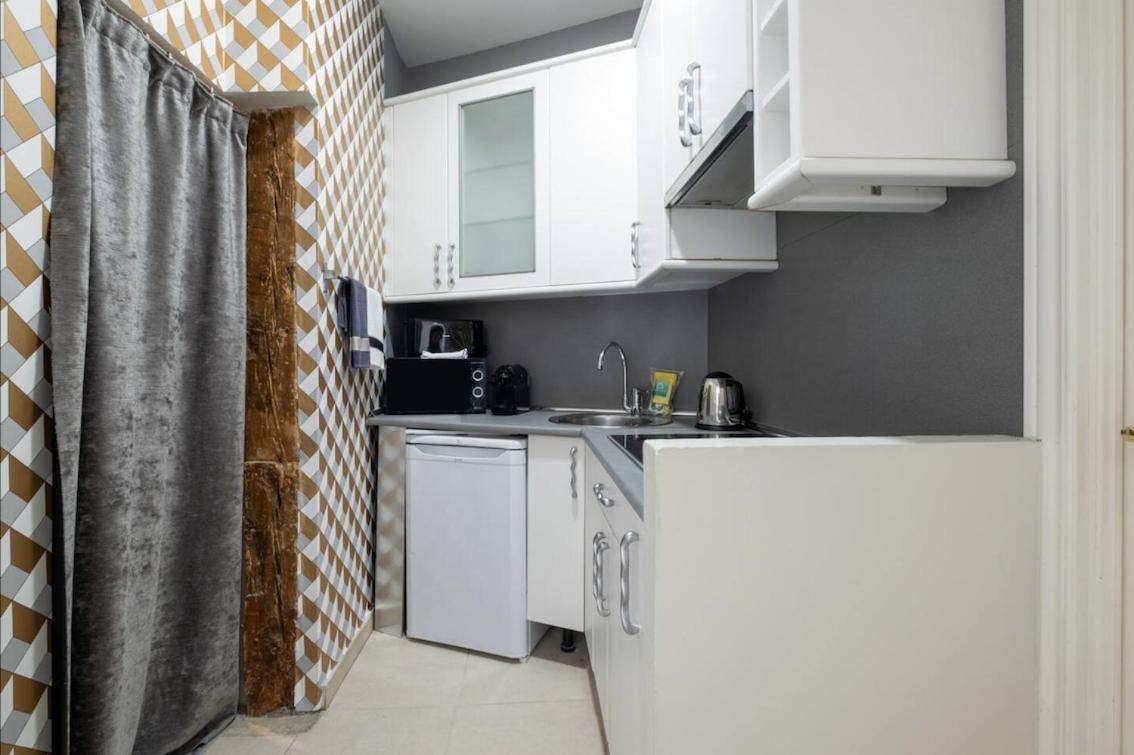 1 Bedroom 1 Bathroom Furnished - Sol - Bright Refurbished - Mintystay Мадрид Экстерьер фото
